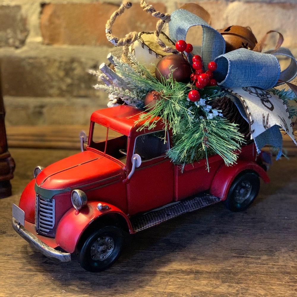 Red Truck Christmas Decor